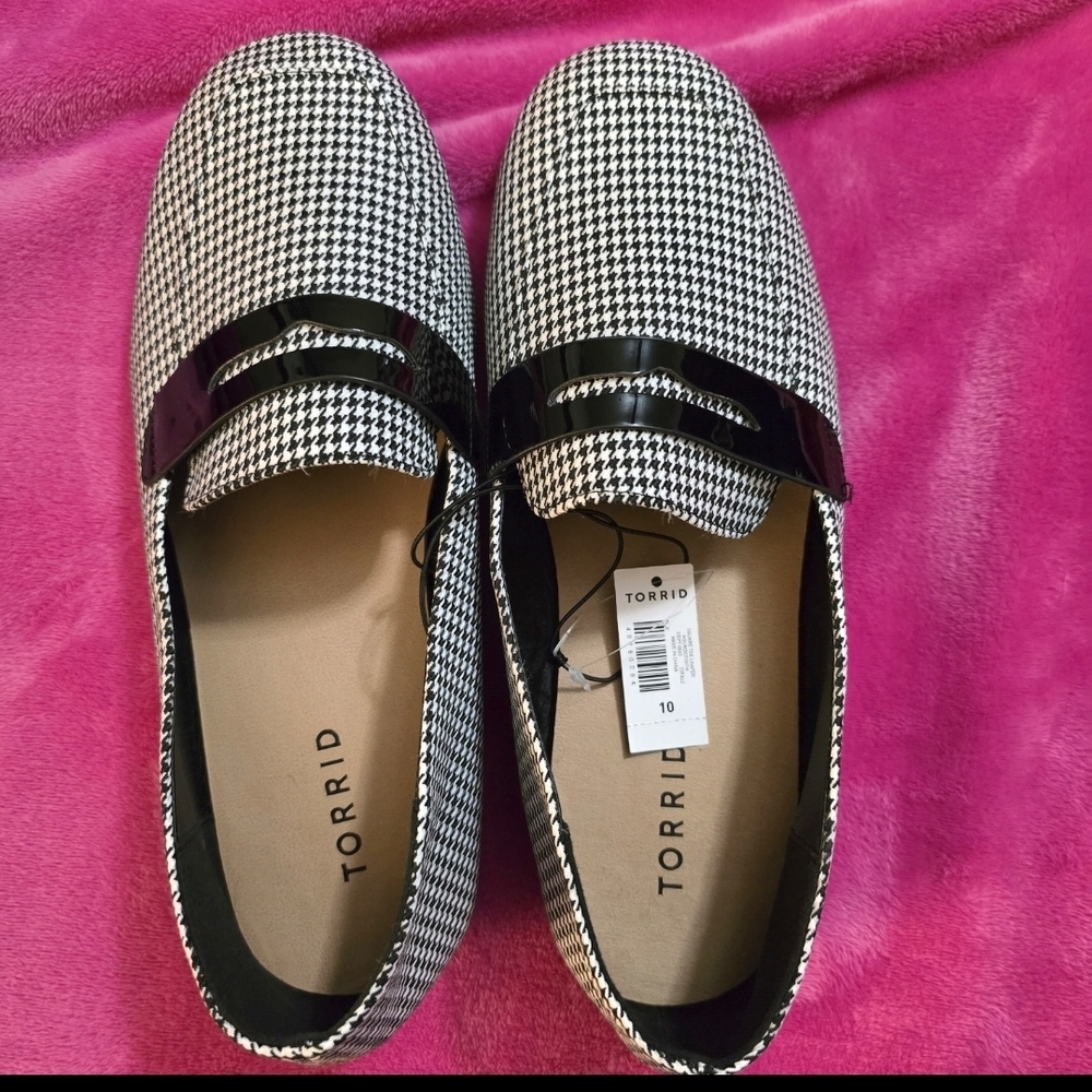 Torrid Houndstooth Black and White Loafers